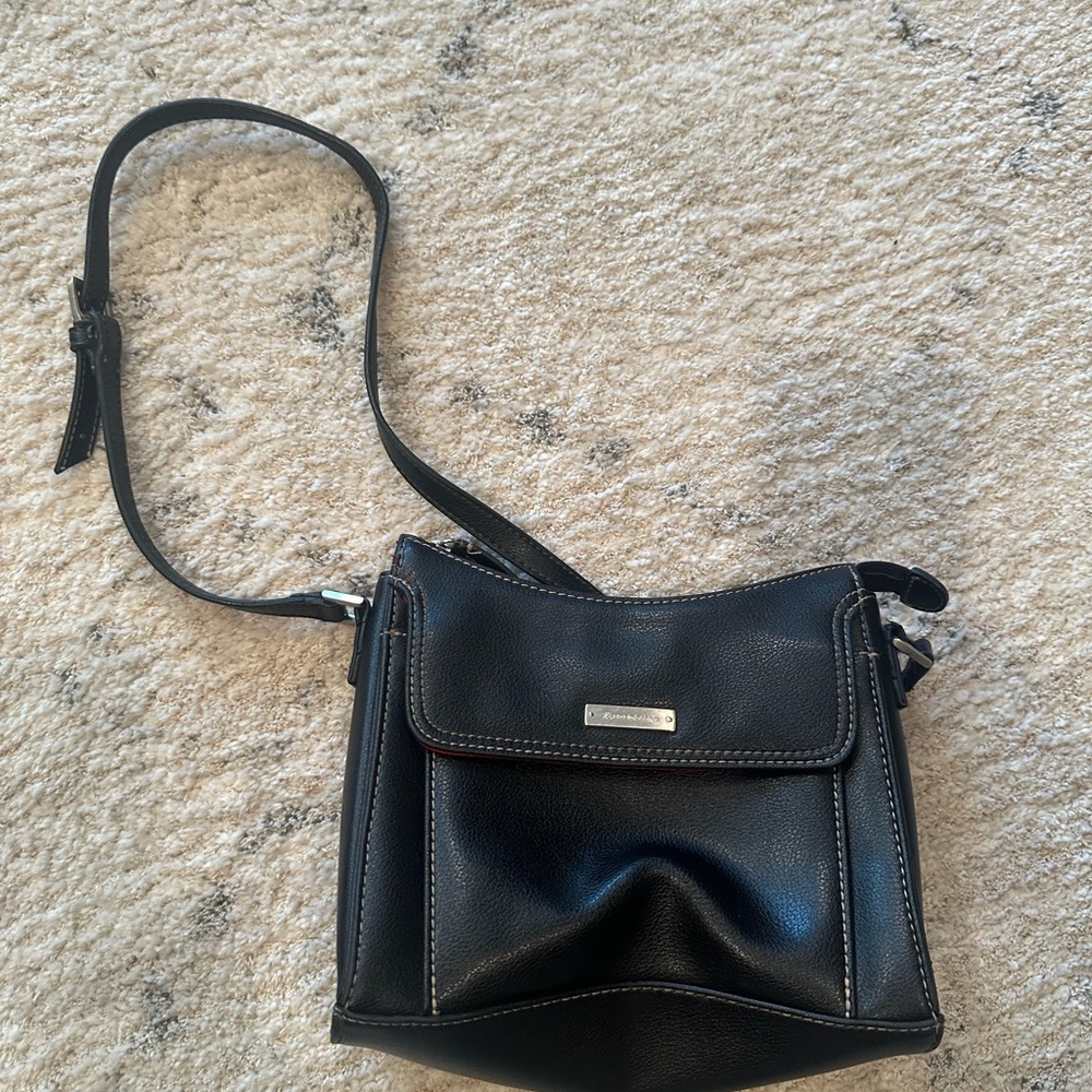 Liz Claiborne Crossbody bag in black